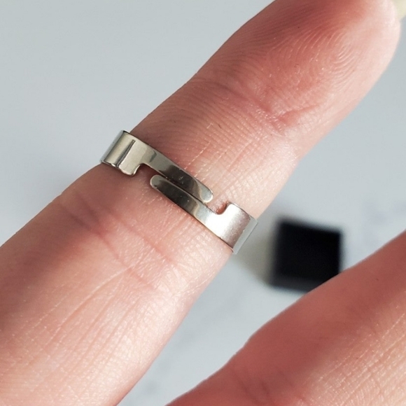 Crystal Ring - Picture 3 of 4